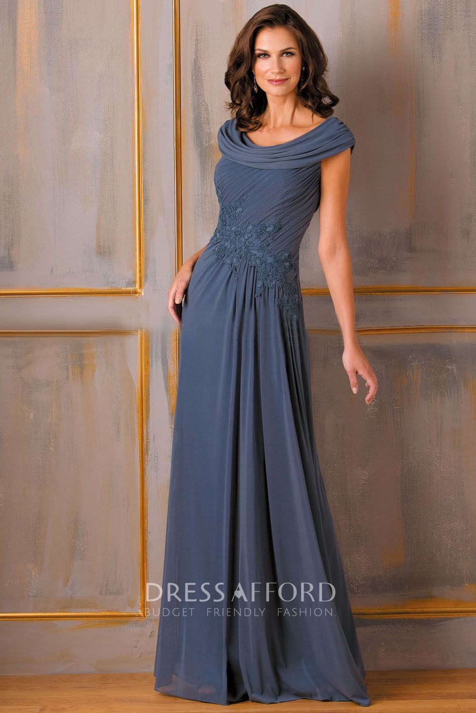 Scoop-neck Cap-sleeve Ruched Mother of 