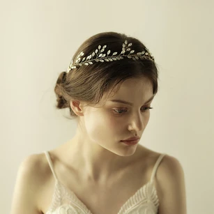 Beautiful Rhinestone Leaf Style Headbands