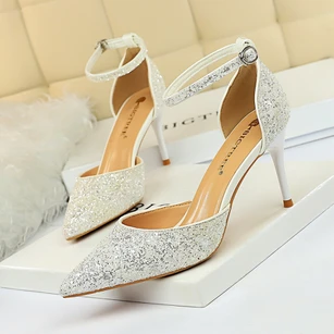 Sexy high-heeled shallow mouth pointed metal stiletto with sequined hollow sandals
