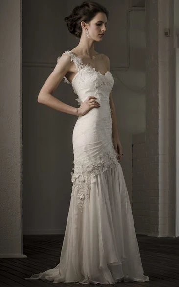 Sheath One-shoulder Sleeveless Floor-length Lace Wedding Dress with Appliques and Pleats