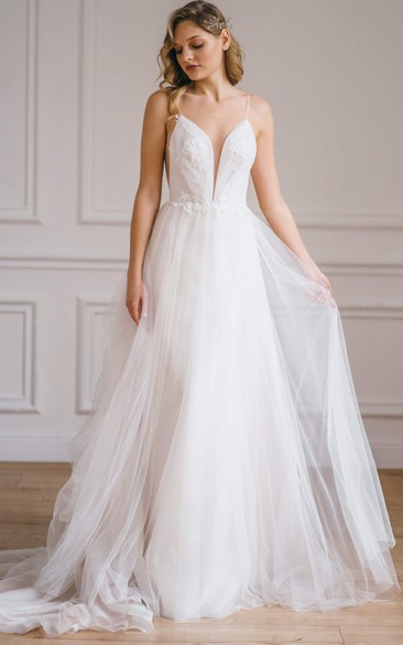 Sexy A Line Plunging Neckline Floor-length Sleeveless Tulle Wedding Dress with Appliques