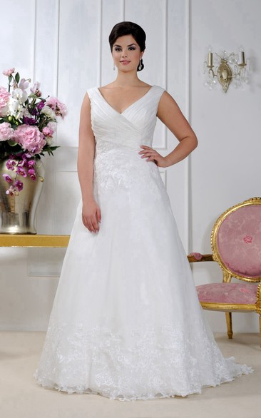 V-neck Sleeveless Satin Lace Wedding Dress With Ruching And Appliques