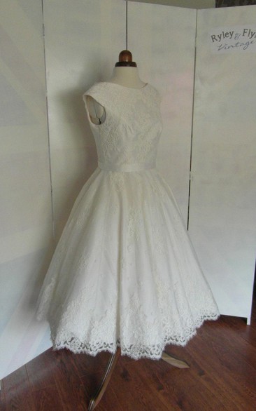 Pleated Tea-Length Jewel-Neckline Cap-Sleeve Wedding Lace Gown