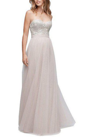 Appliqued-Top Long Sleeveless Sweetheart Tulle Dress