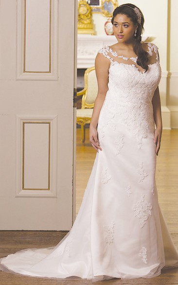 Cap-sleeve Scoop-neck Sheath plus size wedding dress With Appliques