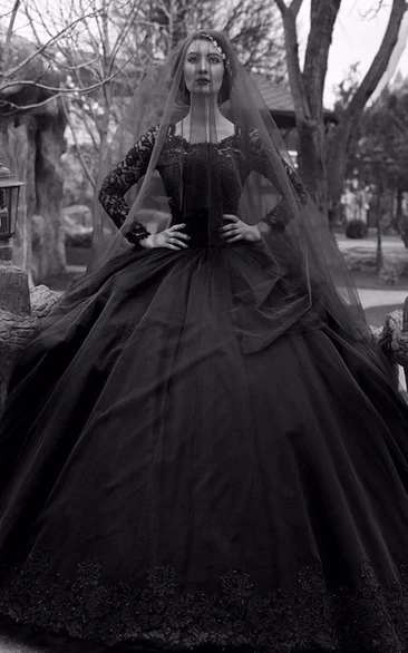 Gothic Black Queen Anna Neck Long Sleeve Ball Gown Satin Wedding Dress with Buttons and Ruching