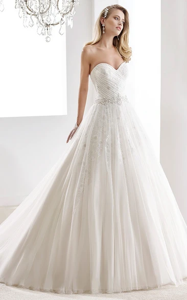 Sweetheart Criss cross Ball Gown Dress With Appliques And Pleats