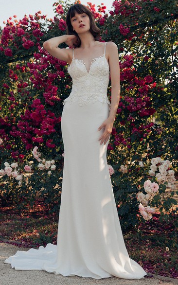 Sexy A Line Chiffon Floor-length Sleeveless Open Back Wedding Dress with Appliques