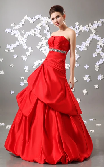 Stunning Crystal A-Line Exquisite Strapless Ball Gown
