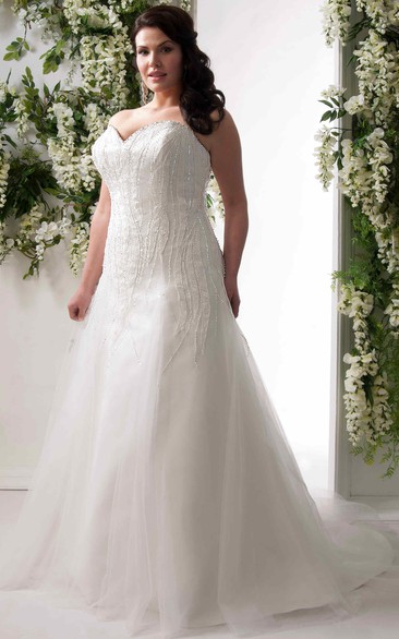 Sweetheart A-line Tulle Ball Gown plus size Dress With Beading And Corset Back