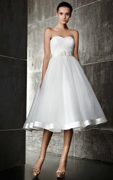 Sweetheart Criss cross Ruched A-line Tea-length Wedding Dress