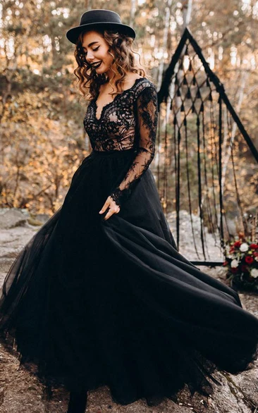 Black V-Neck Ball Gown Long Sleeve Lace/Tulle Wedding Dress with Buttons and Ruching
