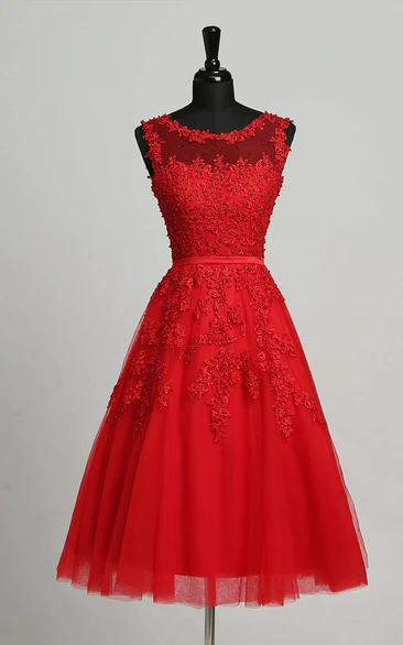 A-Line Scoop Tulle Sleeveless Zipper Illusion Modest Adorable Knee-length Dress with Appliques Sequins