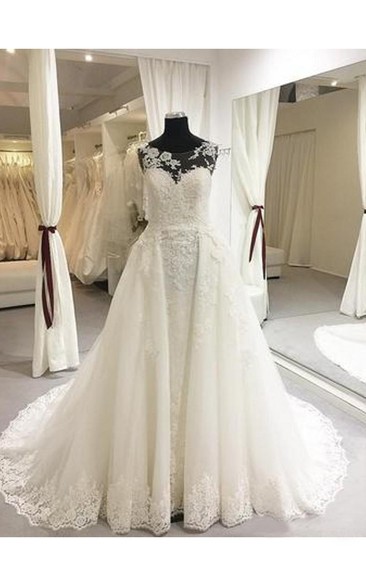 Romantic Garden A-Line Lace Sleeveless Scoop-Neck Wedding Dress With Appliques