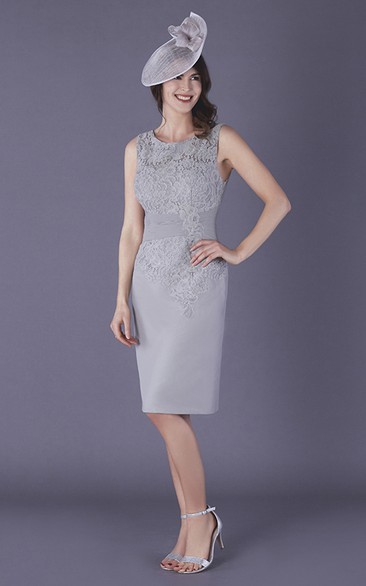 Chiffon and Lace Sleeveless Knee-length Mother of The Bride Dress