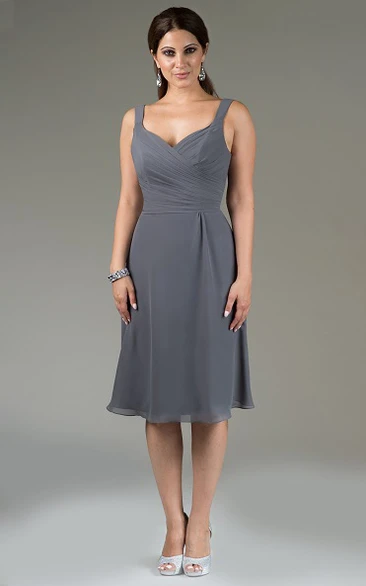 Strapped Sleeveless Chiffon Knee-length Bridesmaid Dress