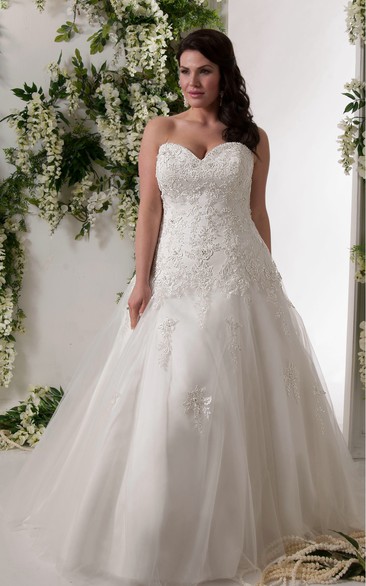 Sweetheart A-line Tulle Ball Gown With Appliques And Corset Back