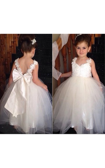 Lace Bowknot Tulle Delicate Appliqued Flower Girl Dress