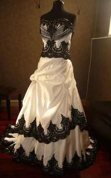 Straps A-Line Sleeveless Taffeta Lace Floor-length Chapel Train Wedding Dress with Corset Back