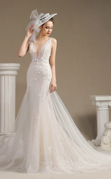 Lace Illusion Sleeveless Plunging Mermaid Open Back Wedding Dress With Appliques And Chapel Train