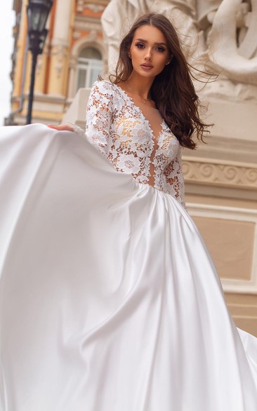 Vintage Ball Gown V-neck Satin and Lace Floor-length Wedding Dress with Ruching