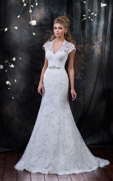 Cap-Sleeve Appliqued Rhinestone Long Fishtail Lace Gown