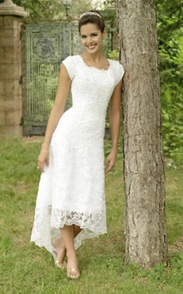 Scoop Lace Cap Short Sleeve Wedding Gown