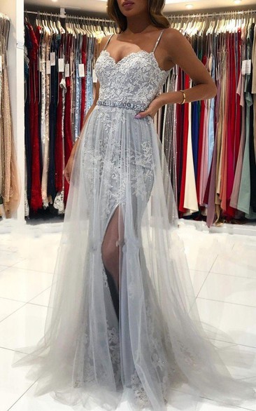 Modern A Line Spaghetti Tulle Floor-length Sleeveless Formal Dress with Appliques