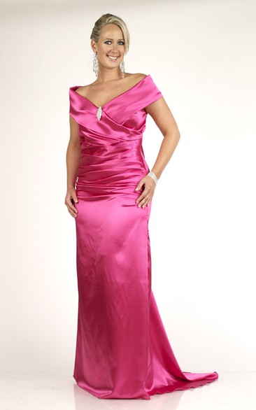 V-neck Satin Ruched Dress With Broach And Sweep Train
