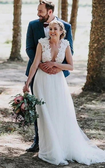 Sexy Cap Plunged Lace Top Empire Sheath Tulle Wedding Dress