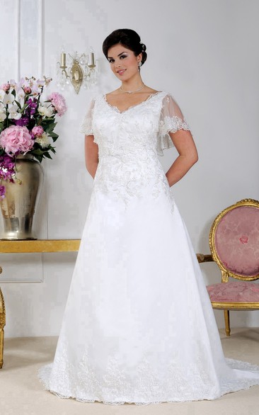 Poet-sleeve A-line Satin plus size wedding dress With Appliques And Low-V Back