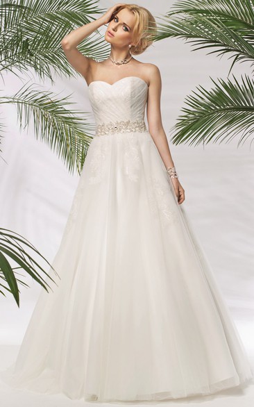 Sweetheart Criss cross A-line Ball Gown Dress With Beading And Corset Back