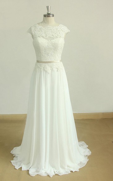 Scoop-neck Cap-sleeve A-line Pleated Lace Appliqued Wedding Dress