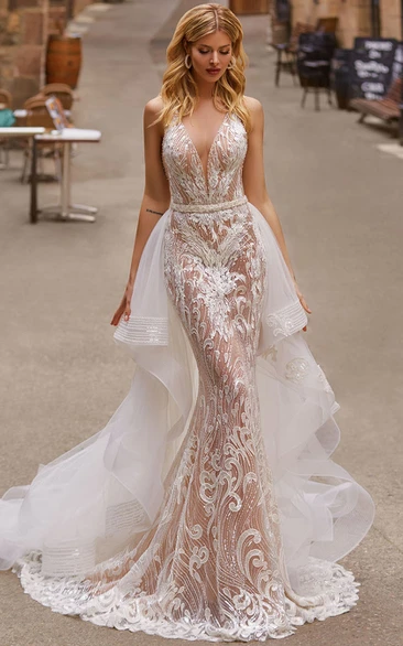 Enchanting Plunged Sleeveless Sheath Lace Godness Wedding Dress with Detachable Train and Beaded Waist