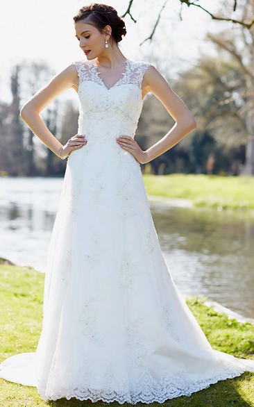 V-neck Sleeveless A-line Wedding Dress With Appliques And Court Train