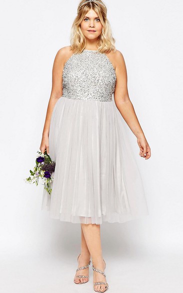 A-Line Sleeveless Scoop-Neck Sequined Tea-Length Tulle Bridesmaid Dress With Pleats