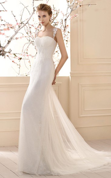 Queen Anne Tulle Lace Wedding Dress With Sweep Train