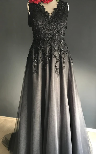 Floor-length V-neck Black Wedding Dress Sheath Sleeveless Zipper Deep-V Back With Appliques Lace Sequins