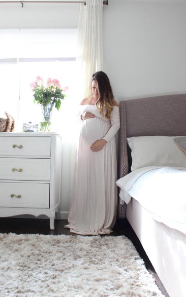Chiffon Maternity Long-Sleeve Gown