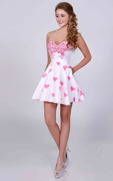 Cute A-Line Sweetheart Mini Prom Dress With Crystal Detailing