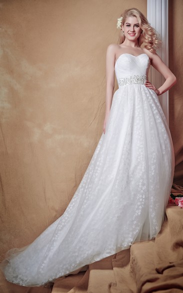 Deep-V-Back Wedding Strapless Brilliant Tulle Gown