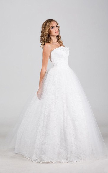 Lace Lace-Up Back Tulle A-Line Wedding Dress