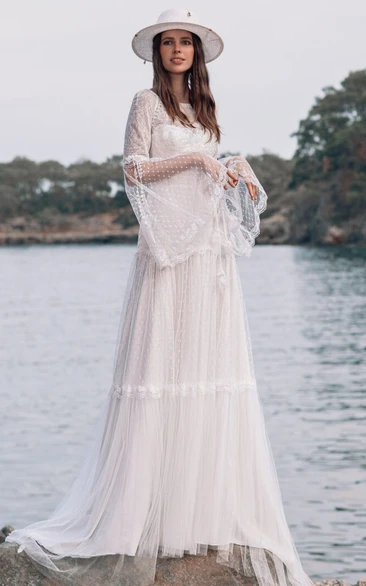 Scoop-neck Bell Sleeve Empire Pleated Lace Tulle A-line Boho Wedding Dress