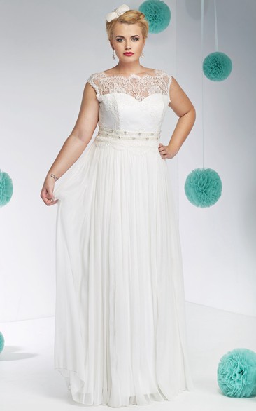 Bateau Sleeveless Lace Tulle Pleated plus size wedding dress With Beading