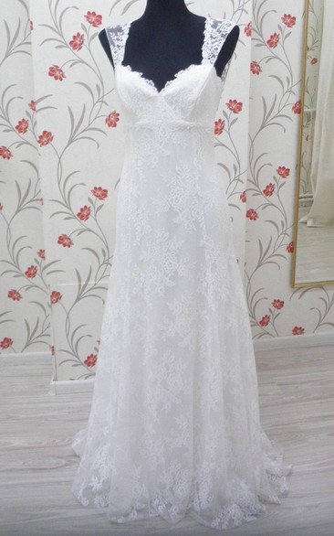 Lace High-Waist V-Neckline Boho Bridal Gown