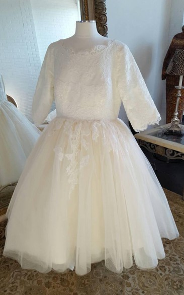 Scoop-neck Lace Half Sleeve short Tulle A-line Wedding Dress