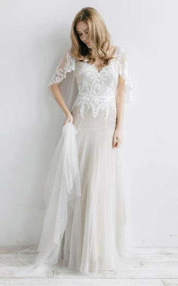Tulle Pleated Appliques V-Neckline Ethereal Dress