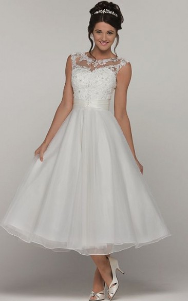 Scoop-neck Sleeveless Organza A-line Tea-length Wedding Dress