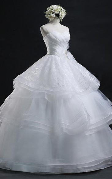 Sweetheart Organza  Sleeveless Wedding Dress