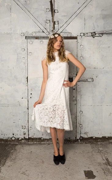 3-4-Length Pleated Column Cap-Sleeve Lace Gown